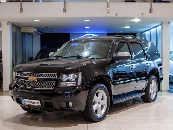 Chevrolet Tahoe, АТ, 2011 фото 3