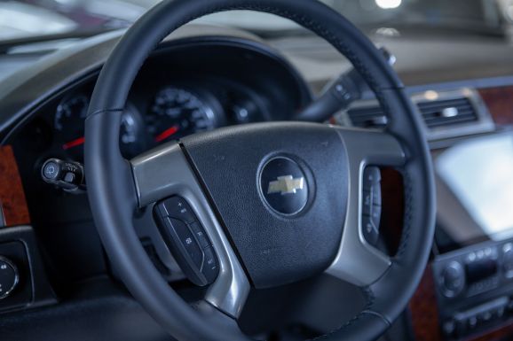 Chevrolet Tahoe, АТ, 2011 фото 13