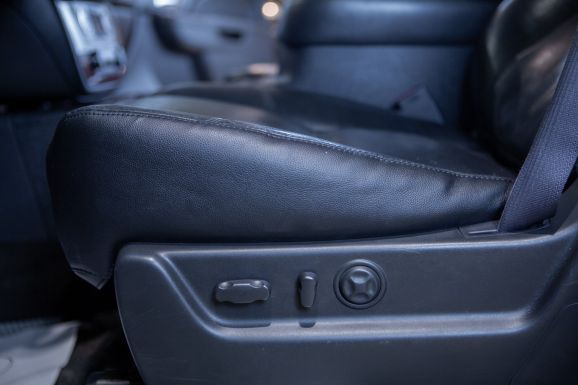 Chevrolet Tahoe, АТ, 2011 фото 17