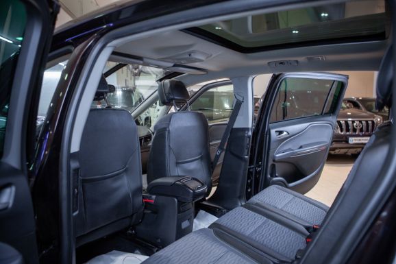 Opel Zafira, АТ, 2013 фото 8