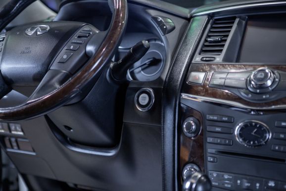 Infiniti QX80, АТ, 2014 фото 20