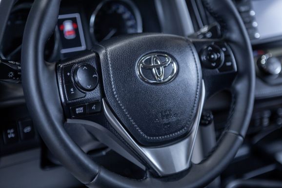 Toyota RAV4, АТ, 2015 фото 12