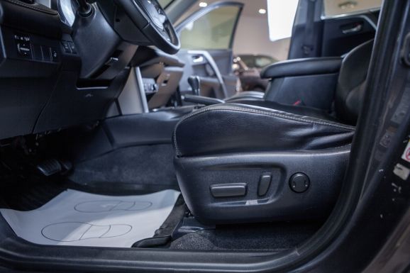 Toyota RAV4, АТ, 2015 фото 2