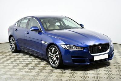 Jaguar XE, 2.0 л, АКПП, 2016 фото 5