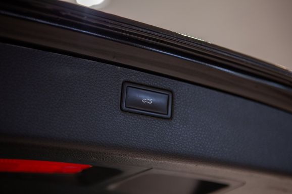 Volkswagen Passat, Робот, 2010 фото 1