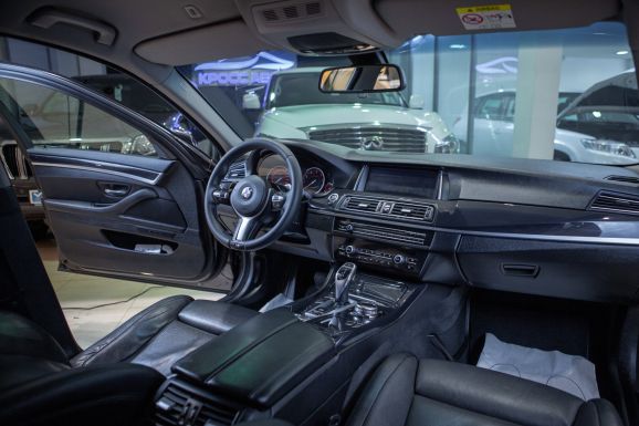 BMW 5 серия, АТ, 2013 фото 7
