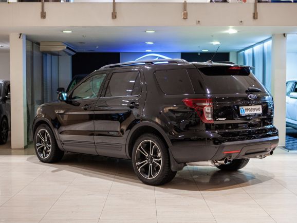 Ford Explorer, АТ, 2013 фото 6