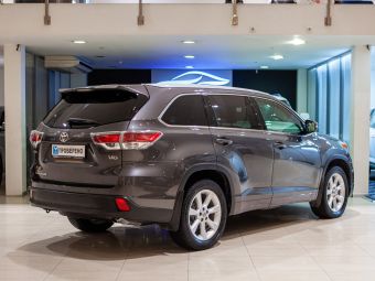 Toyota Highlander, АКПП, 2014 фото 4