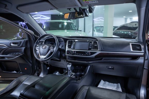 Toyota Highlander, АТ, 2014 фото 7