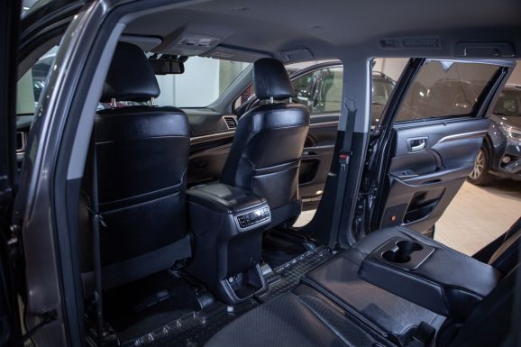 Toyota Highlander, АТ, 2014 фото 8