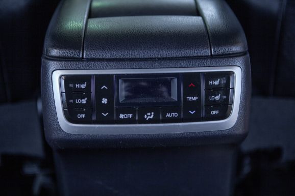 Toyota Highlander, АТ, 2014 фото 9