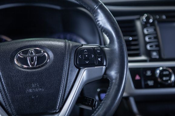 Toyota Highlander, АТ, 2014 фото 14