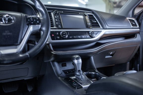 Toyota Highlander, АТ, 2014 фото 15