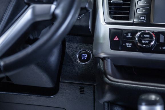 Toyota Highlander, АТ, 2014 фото 20