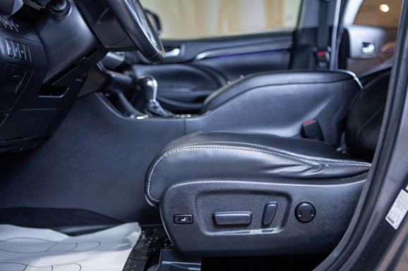 Toyota Highlander, АТ, 2014 фото 24