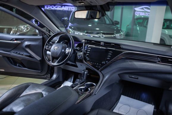 Toyota Camry, АТ, 2018 фото 7