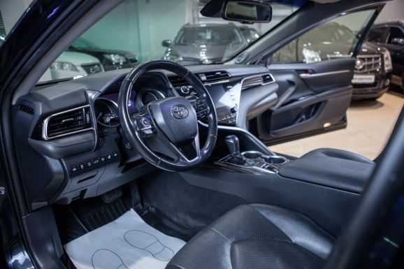 Toyota Camry, АТ, 2018 фото 9