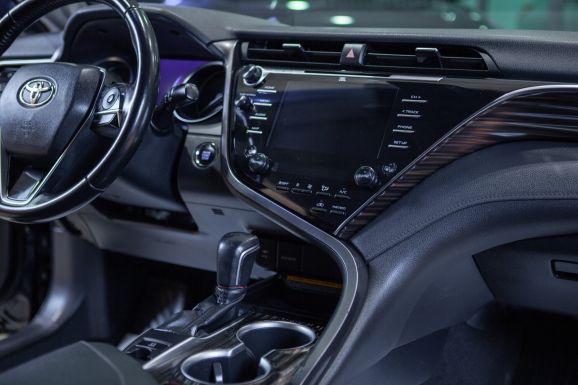 Toyota Camry, АТ, 2018 фото 18