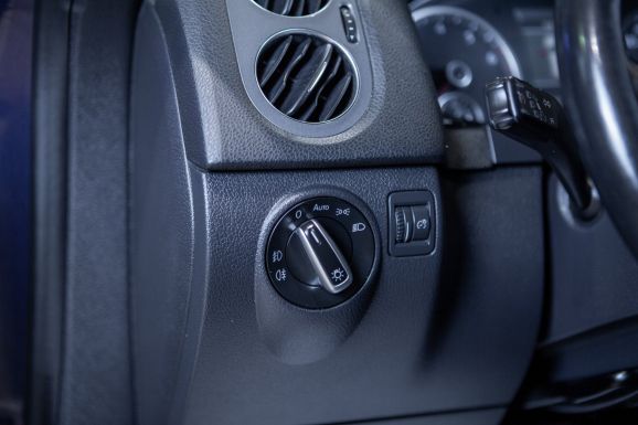 Volkswagen Tiguan, АТ, 2011 фото 8