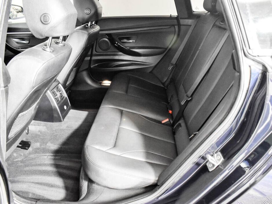 BMW 3 серии, 2.0 л, АТ, 2016 фото 1