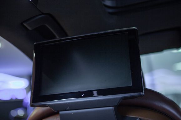 Audi A8, АТ, 2011 фото 11