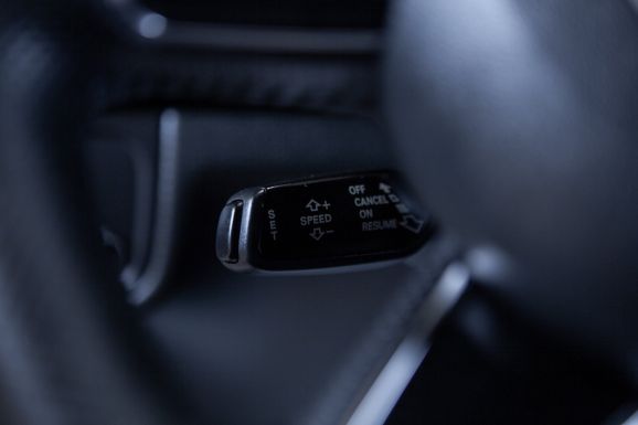 Audi A8, АТ, 2011 фото 21