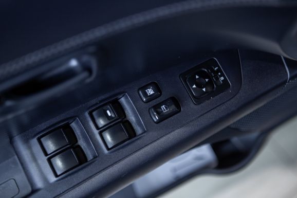 Mitsubishi Outlander, Вариатор, 2010 фото 2