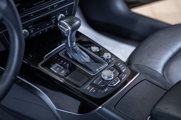 Audi A7, Робот, 2012 фото 15