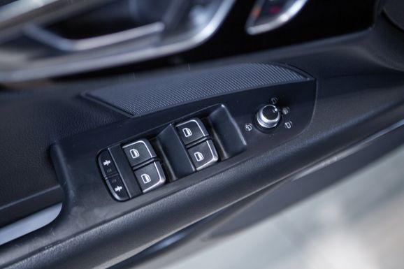 Audi A7, Робот, 2012 фото 21