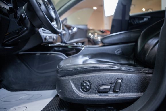 Audi A7, Робот, 2012 фото 22