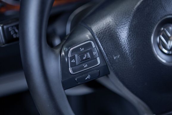 Volkswagen Passat, Робот, 2010 фото 11