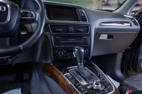 Audi Q5, Робот, 2008 фото 13