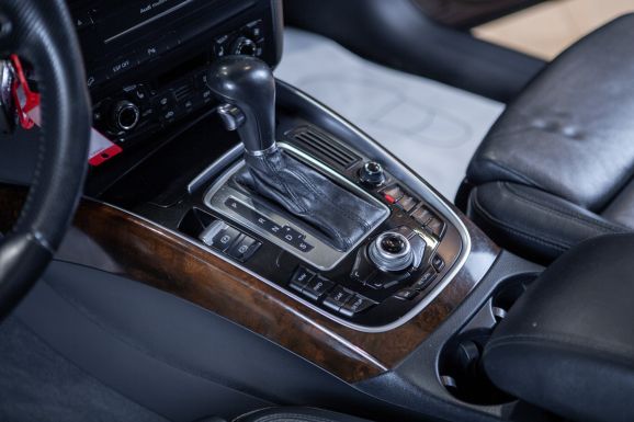 Audi Q5, Робот, 2008 фото 17