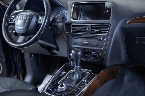 Audi Q5, Робот, 2008 фото 18