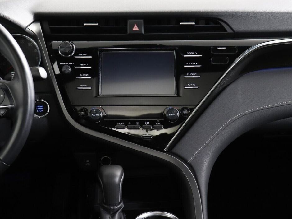 Toyota Camry, 2.5 л, АТ, 2018 фото 8