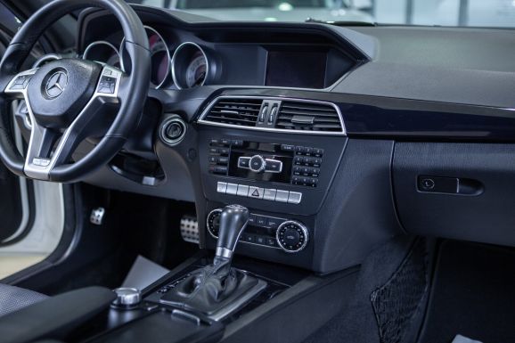 Mercedes-Benz C-класс, АТ, 2012 фото 2