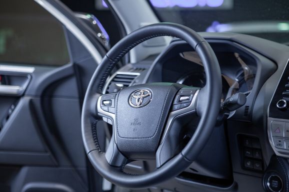 Toyota Land Cruiser Prado, АТ, 2023 фото 9