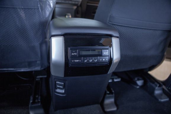 Toyota Land Cruiser Prado, АТ, 2023 фото 2