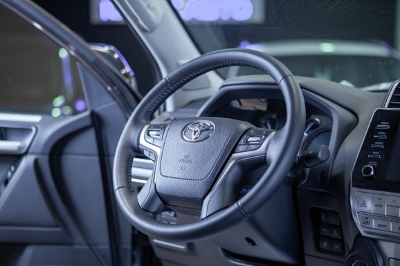 Toyota Land Cruiser Prado, АТ, 2023 фото 9