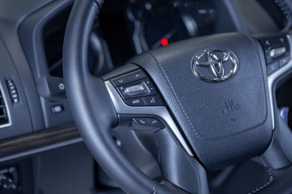 Toyota Land Cruiser Prado, АТ, 2023 фото 10