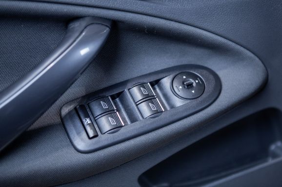 Ford Kuga, АТ, 2012 фото 10