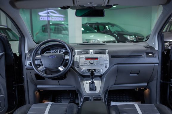 Ford Kuga, АТ, 2012 фото 2