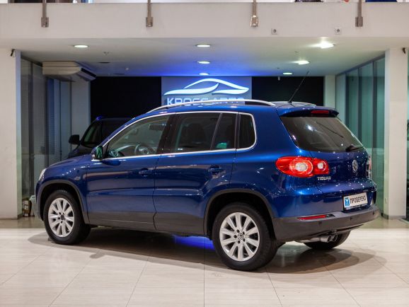 Volkswagen Tiguan, АТ, 2010 фото 6