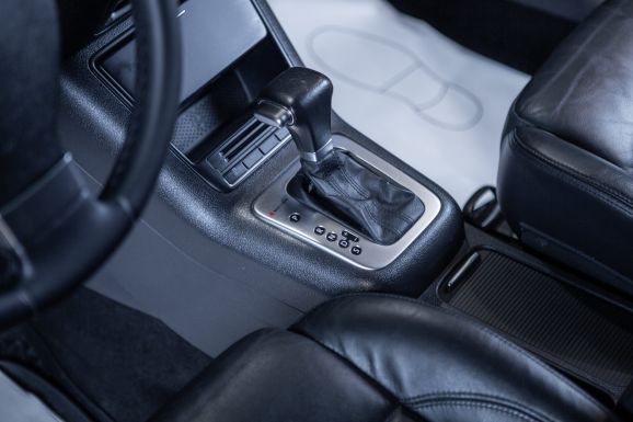 Volkswagen Tiguan, АТ, 2010 фото 1