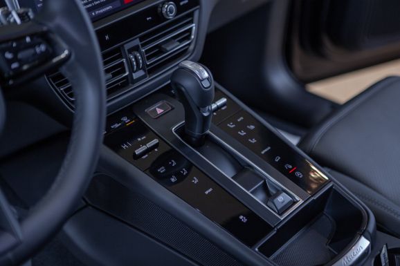 Porsche Macan, Робот, 2023 фото 20