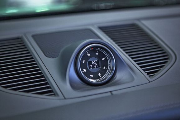 Porsche Macan, Робот, 2023 фото 25