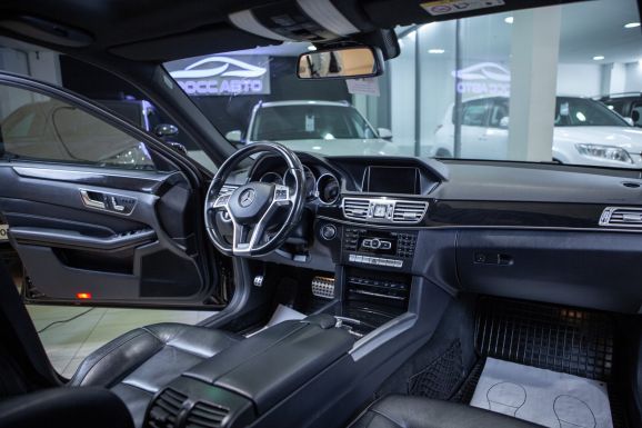 Mercedes-Benz E-класс, АТ, 2014 фото 10