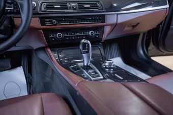 BMW 5 серия, АКПП, 2013 фото 15