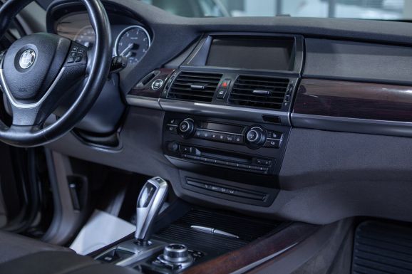 BMW X5, АТ, 2010 фото 17