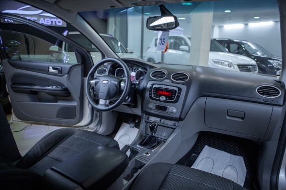 Ford Focus, МТ, 2008 фото 7